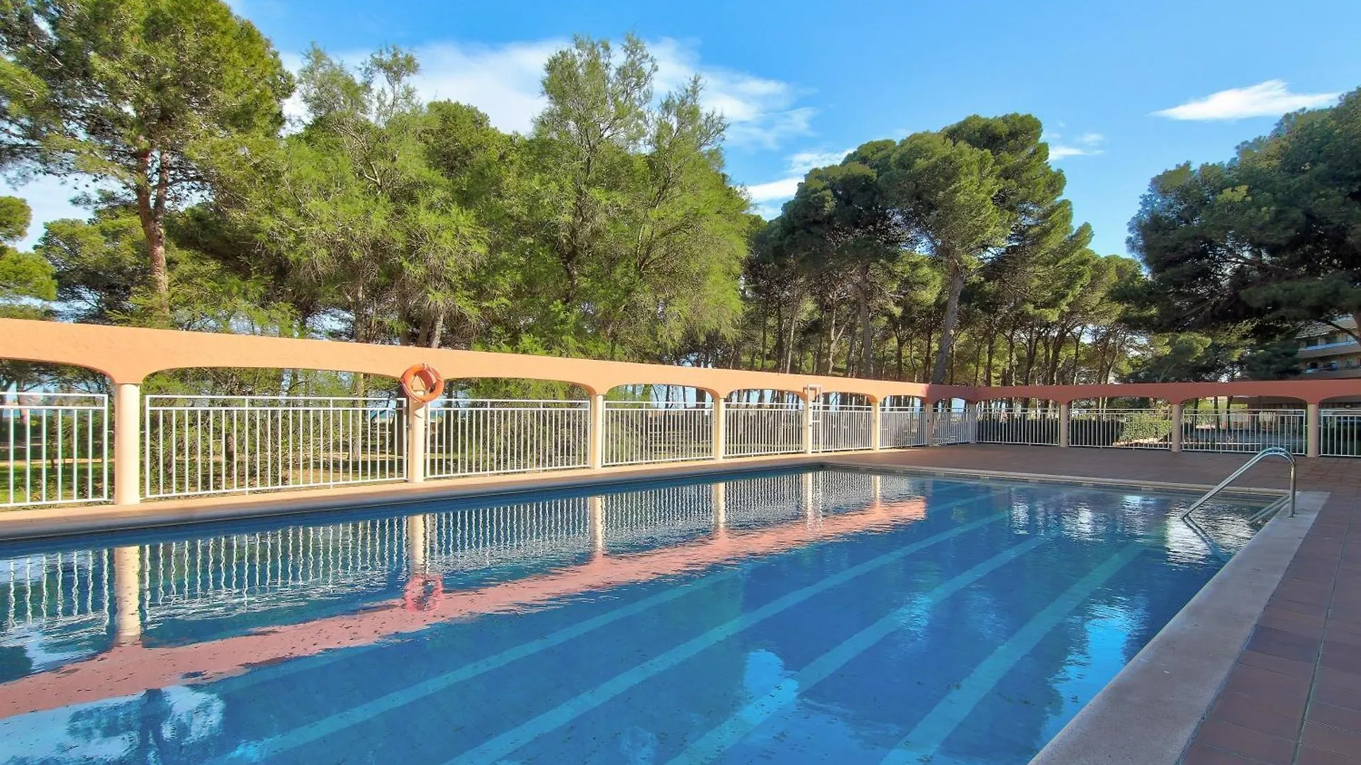 Beach 16 L'Estartit Apartment